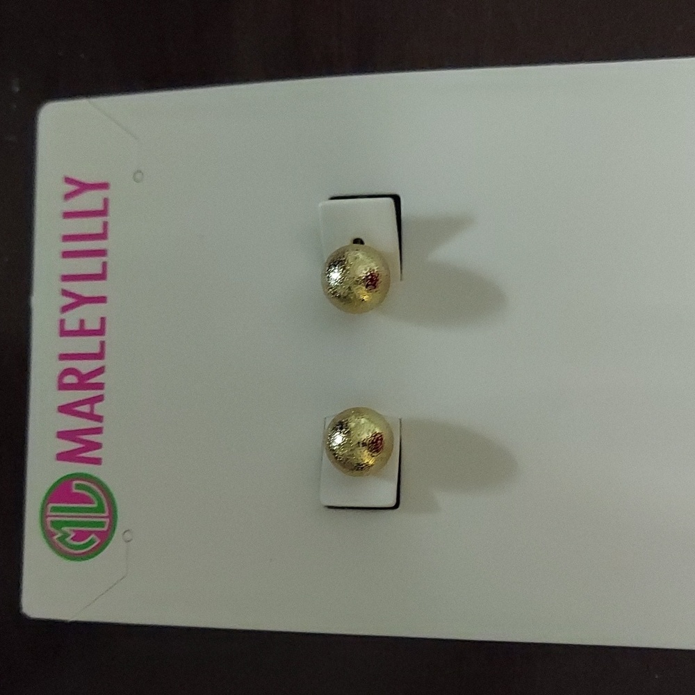 Marleylilly gold ball pierced earrings